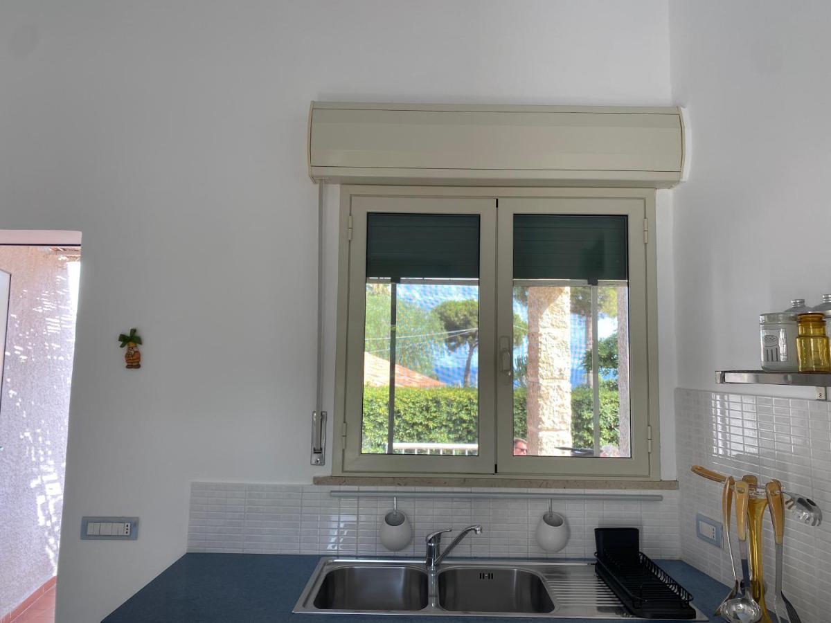 Villa Titti Residence La Bussola Fontane Bianche Exteriör bild